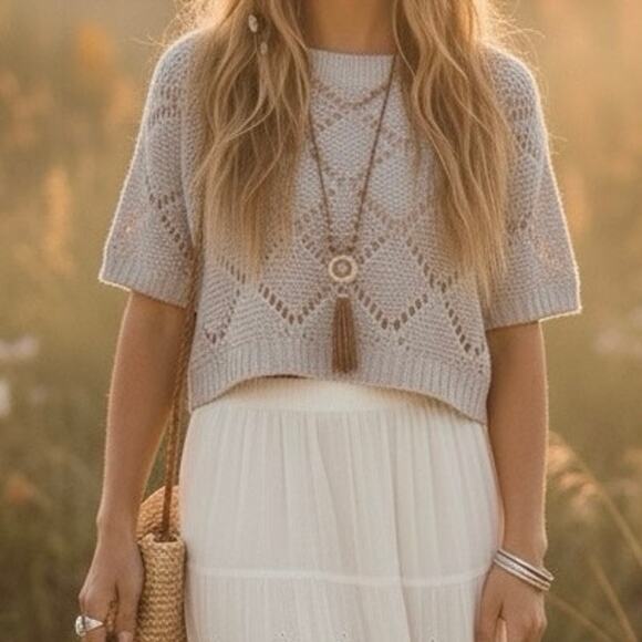 Forever 21 Open Knit Sweater Womens M Cream Cropped Diamond Boho Coastal Cowgirl - Picture 1 of 4